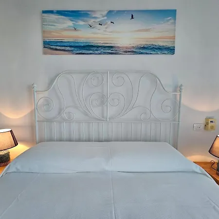 Casa Mora - Relax A 5 Minuti Dal Mare Civezza